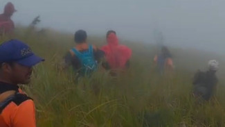 Hari Kedelapan Pencarian Pendaki Hilang di Bukit Mongkrang, Ratusan Warga Gelar Salat Istianah