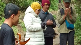 Tim SAR Pastikan Kabar Pendaki Hilang di Bukit Mongkrang Gunung Lawu Hoaks, Pencarian Masih Berlangsung