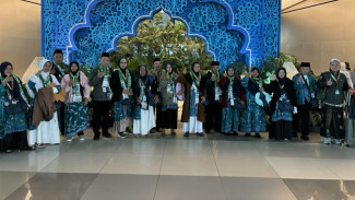 Aman dari Konflik Timteng, Kafa Tour Berangkatkan 16 Jemaah Umrah Arbain Batang Langsung ke Jeddah