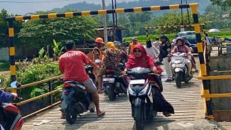 Rekonstruksi Jembatan Kalibelo Dimulai, Target Rampung November 2026