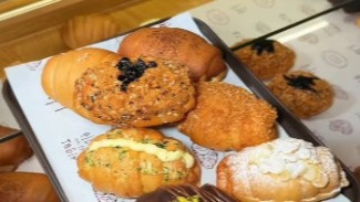 Salt Bread Baru di Kranggan Ini Diam-Diam Bikin Ketagihan, Harumnya Bisa Tercium dari Jalan