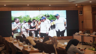 Peresmian Jalan Daerah di 37 Provinsi secara Daring, Presiden Dorong Konektivitas Nasional Lewat