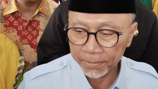 Respons Menko Pangan Zulkifli Hasan saat Dicecar Soal MinyaKita Bantuan Pangan Berbau Solar