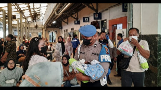 Misteri Bayi Laki-laki Ditemukan Terlantar di Toilet KA Sancaka, Polisi Selidiki Pelakunya