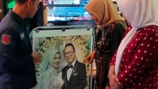 Wedding Expo Perdana Hadir di Karanganyar, Farida dan Wulan Tertawa Lihat Foto Pernikahan Mereka Dipajang Vendor