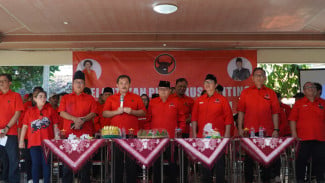 Konsolidasi PDI Perjuangan Kota Yogyakarta di Taman Legawong: Pelantikan Ranting dan Sayap Partai Disertai Aksi Sosial