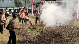 Belajar dari Kebakaran Hampir 2.000 Hektare, Karanganyar Perketat Patroli Hutan Gunung Lawu