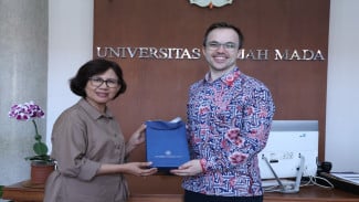 UGM dan Australia-Indonesia Centre Perkuat Kerja Sama Riset dan Beasiswa Doktor