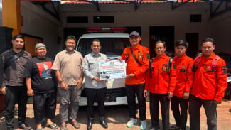Rizal Bawazier Serahkan Ambulans Bantuan BRI untuk Relindo Batang, Siap Layani Warga Gratis