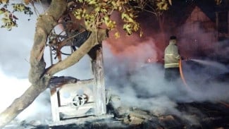 ‎Gudang Mebel Terbakar di Kedung Jepara, Edy Marwoto Ingatkan Perusahaan Sediakan APAR  ‎