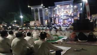 Jepara Bersholawat Gaungkan Pesan Moral: “Jepara Hebat, Hilang Maksiat