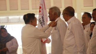 Jusuf Kalla Kukuhkan Pengurus PMI DIY, Tegaskan Misi Kemanusiaan di Tengah Tantangan Bencana