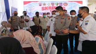 Dari Dahak hingga Rontgen, Kapolda Jateng Cek Skrining TB di Tegal Lewat TOSS