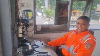 Cerita Subambang Penjaga Perlintasan KA di Yogyakarta Gagalkan Upaya Bunuh Diri di Rel KA