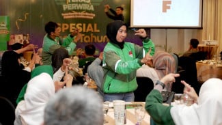 Grab Rayakan Hari Bahasa Isyarat dengan Rompi Teman Setara dan Edukasi Inklusif