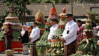 Tradisi Kenduri Ageng Warnai Hari Jadi ke-196 Kabupaten Gunungkidul