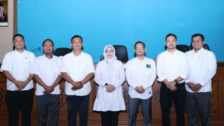 UNS Kukuhkan 7 Guru Besar, Prof Nugroho Ungkap Potensi Panas Bumi 30 GW