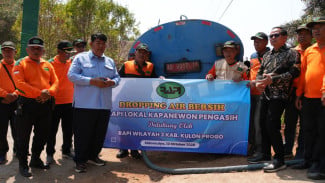Pemkab dan RAPI Kulonprogo Salurkan Bantuan Air Bersih Atasi Dampak Kemarau Panjang