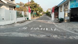 Kursus Bahasa Dihentikan, Ibadah Dipersoalkan, Warga Sesalkan Kebijakan Ketua RT 06 Jaten Permai