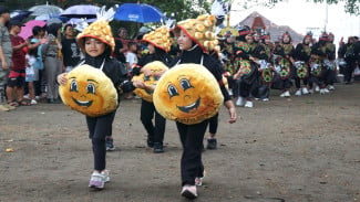 Bakpia Day #14 Semarakkan HUT Kota Yogyakarta, 27.000 Bakpia Dibagikan dan Satukan Keberagaman Warga Ngampilan