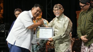 Pemkab Kulonprogo Beri Penghargaan Lima Tokoh dan Organisasi Pelestari Seni Budaya, Tegaskan Komitmen Menjaga Warisan Le