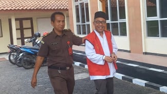 Pimpinan Ponpes di Jepara Dituntut 12 Tahun Bui, Denda Rp1 Miliar!