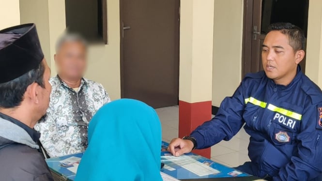 Keluarga yayasan di Mapolsek Pekalongan Barat, Kota Pekalongan