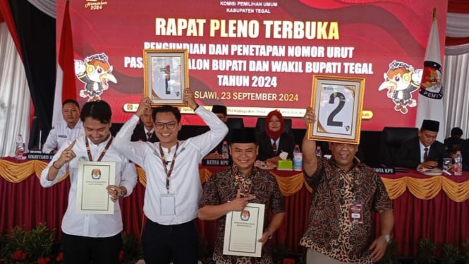 KPU Kabupaten Tegal melakukan pengundian nomor urut