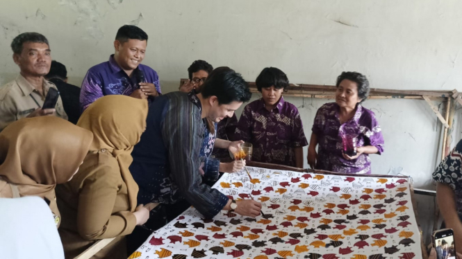 Benang Ratu dan Morgan Oey kunjungi Rumah Batik Pemalang