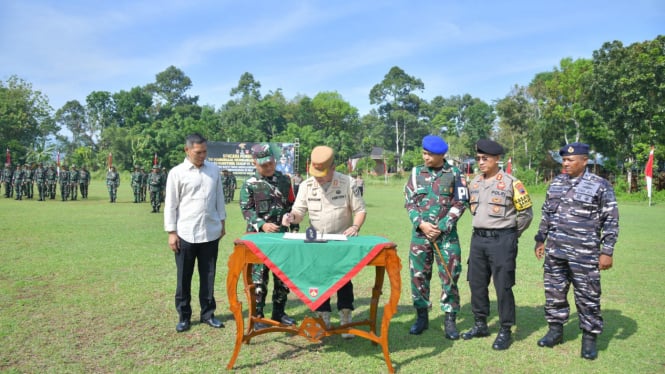 Pembukaan TMMD Sengkuyung Tahap IV