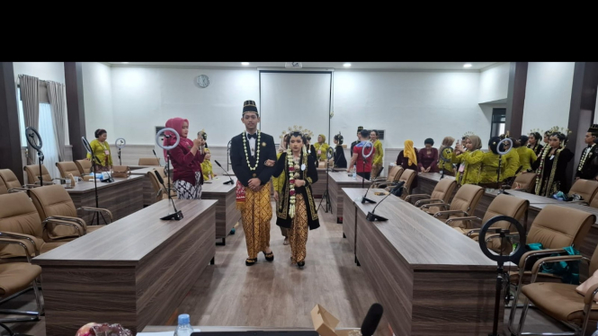 Perias Pengantin Profesional