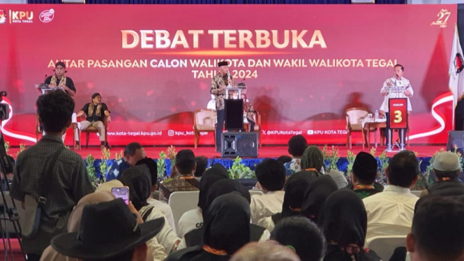 Debat Terbuka Pilwakot Tegal  2024