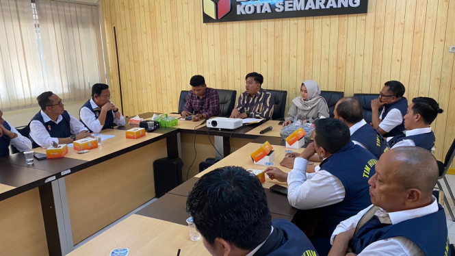 Tim Hukum Yoyok-Joss Lapor ke Bawaslu Kota Semarang