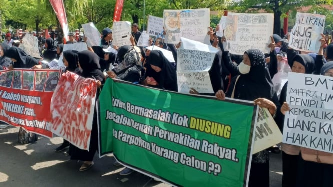 Demo Nasabah BMT Mitra Umat Pekalongan