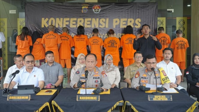 Konfrensi pers kasus perdagangan bayi dan anak di Mapolda DIY