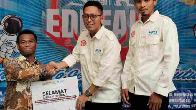 UMUKA beri Beasiswa