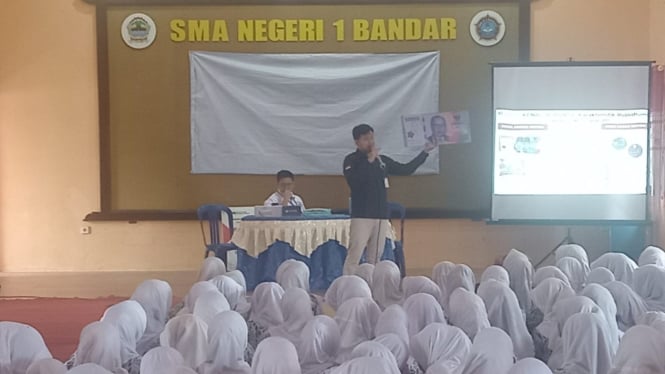 Bank Indonesia Tegal di SMAN 1 Bandar, Batang