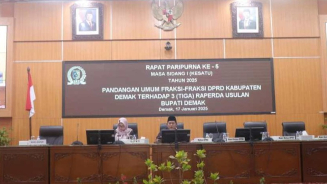 Rapat Paripurna DPRD Demak Bahas Lima Raperda Strategis