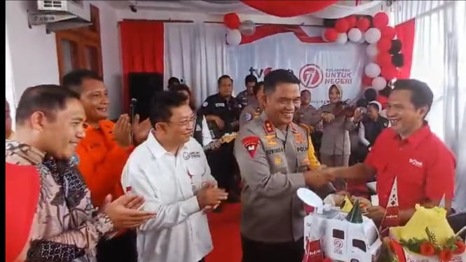 Perayaan HUT TV One Biro Yogyakarta