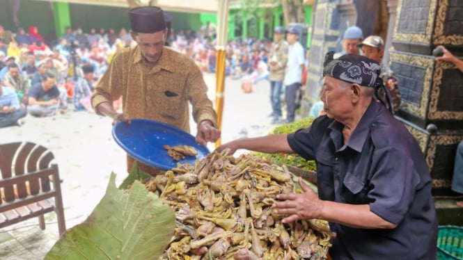 Tradisi Sewu Sempol di Kudus menyambut bulan Ramadan