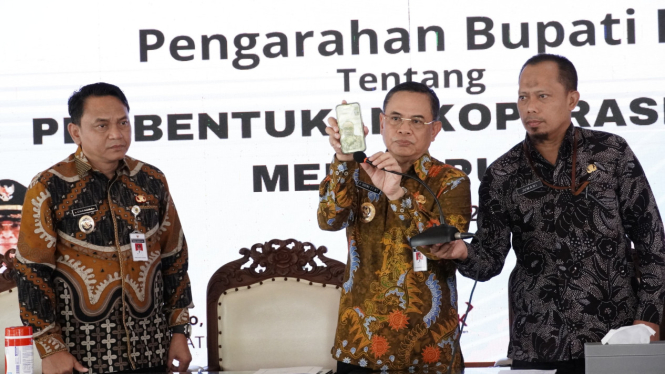 Bupati Sudewo video call dengan Menkop soal pendirian kopdes