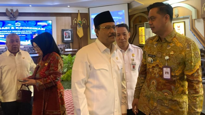 Mensos Saifullah Yusuf dan Bupati Jepara rakor sekolah rakyat.