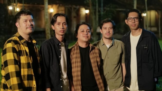 Personil Band Some Island asal Yogya