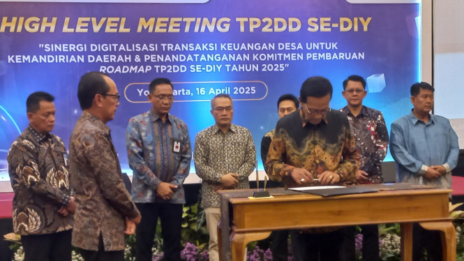 Gubernur DIY tanda-tangani Pembaruan Roadmap TP2DD