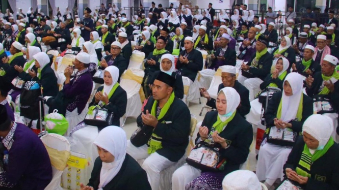 Kemenag Kudus tunggu jadwal pemberangkatan ribuan calon jemaah haji.