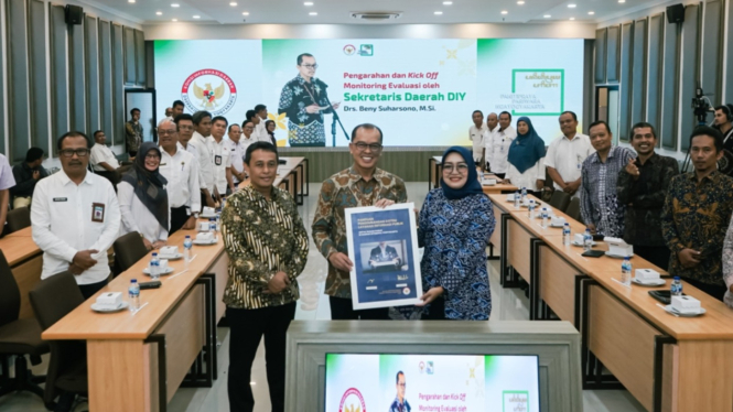 Kick Off Monitoring dan Evaluasi Keterbukaan Informasi Publik DIY