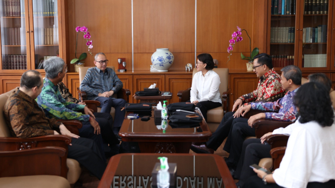 Rektor UGM terima kunjungan 6 Duta Besar RI