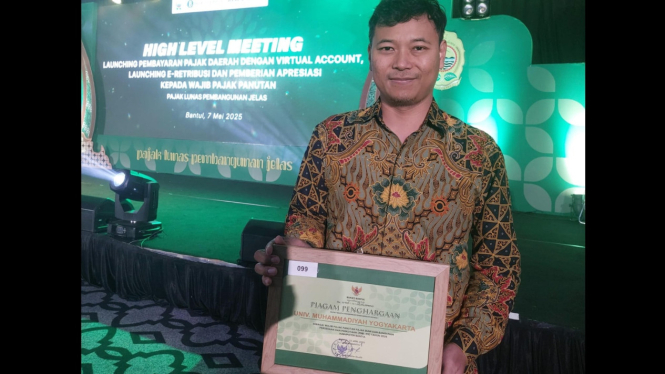 UMY mendapatkan penghargaan sebagai wajib pajak Panutan