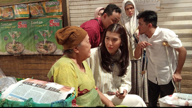 Wabup Bellinda berbincang dengan pedagang Pasar Bitingan Kudus.