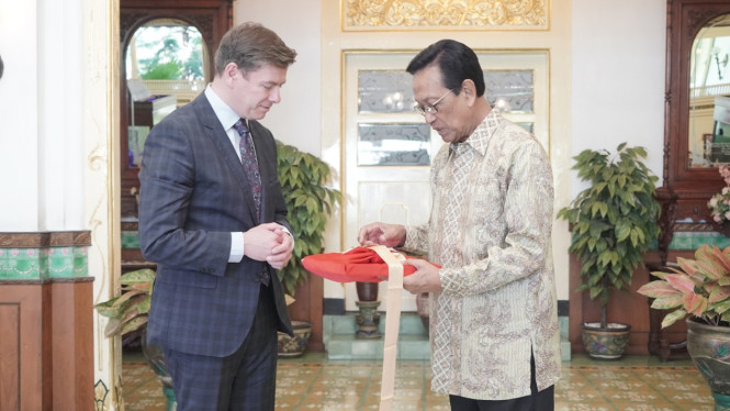 Wakil Ketua DPR Republik Ceko Jan Skopeček bersama Gubernur DIY